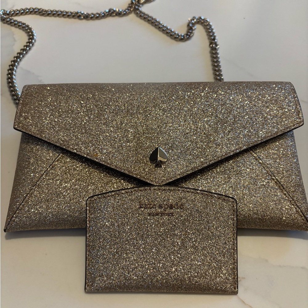 Kate Spade New York Pale Gold Burgess Court
Chain Clutch (w/matching card case)